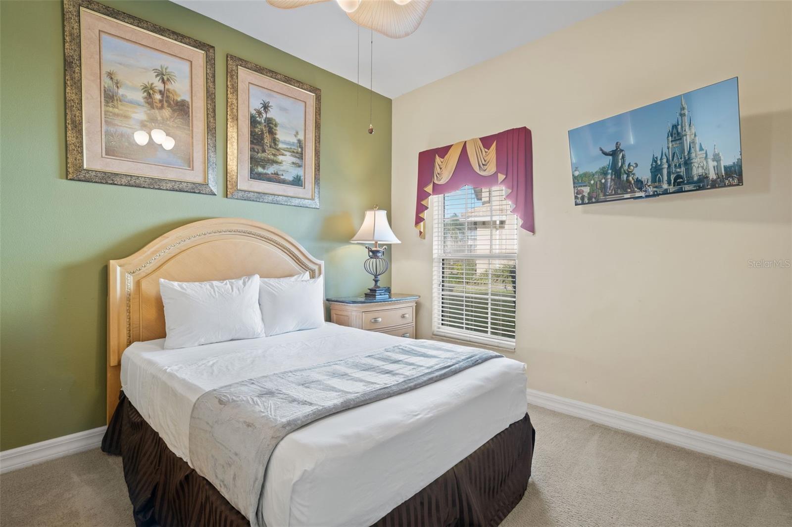 FORMOSA GARDENS UNIT 2 - Residential Lease