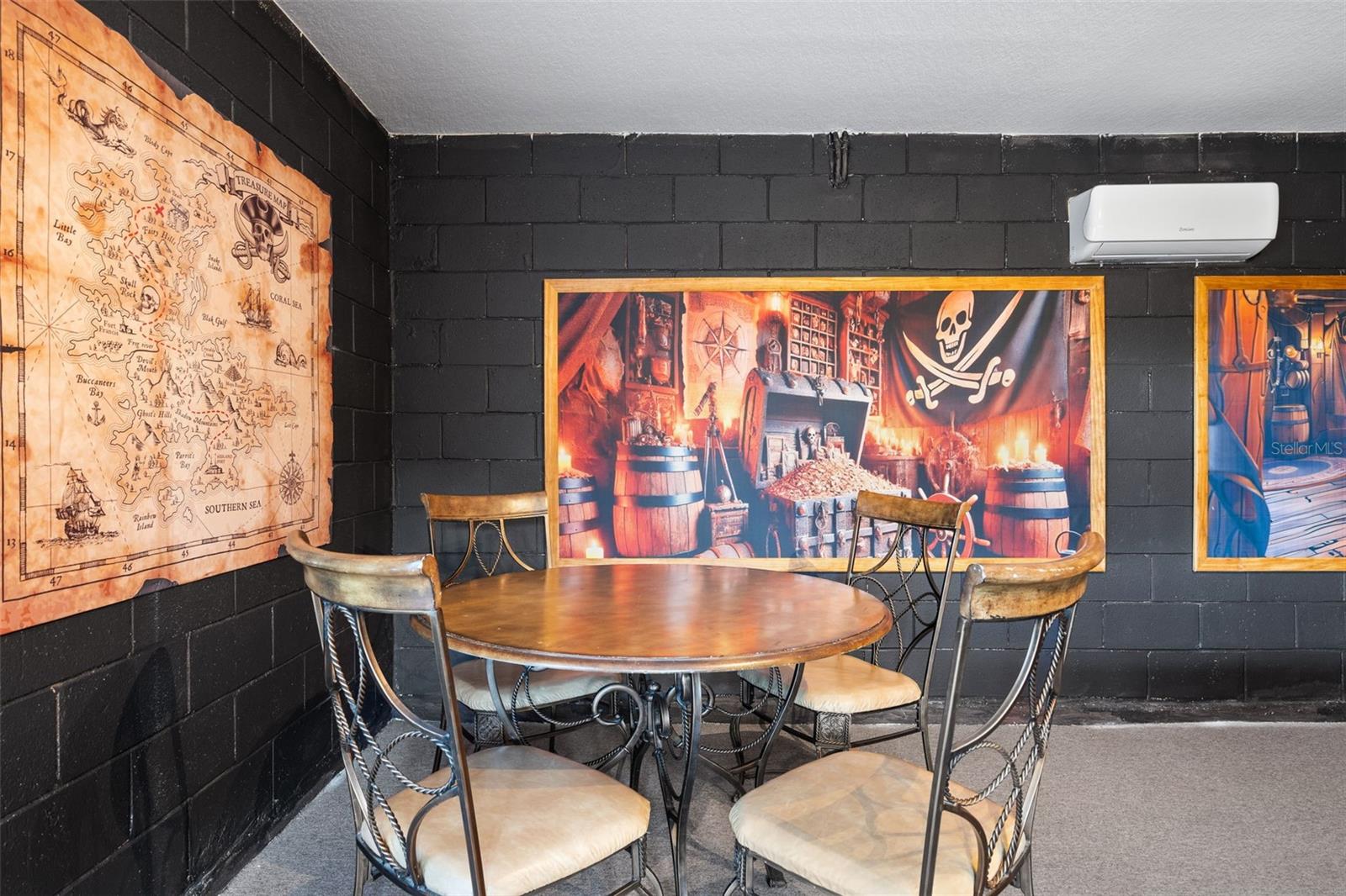 FORMOSA GARDENS UNIT 2 - Residential Lease