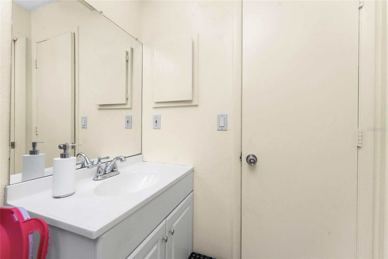 PERRY LANE - Residential Income