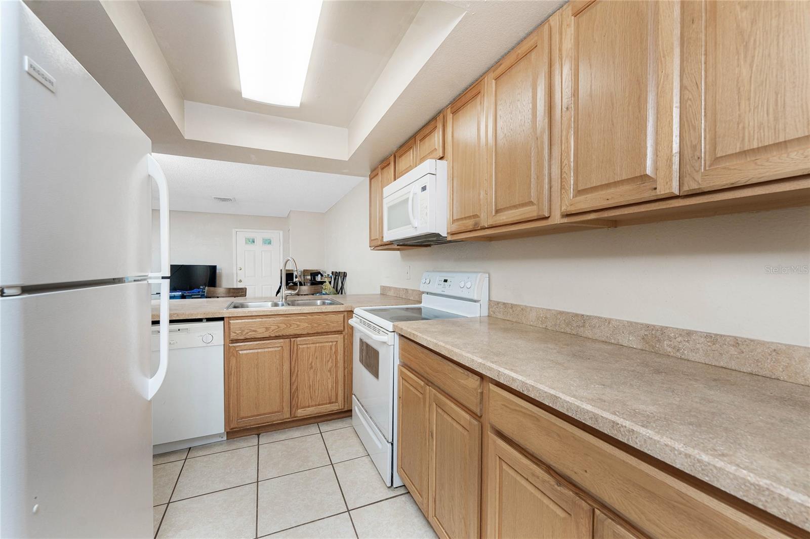 PERRY LANE - Residential Income