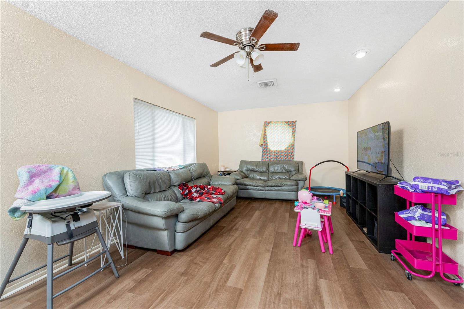 PERRY LANE - Residential Income