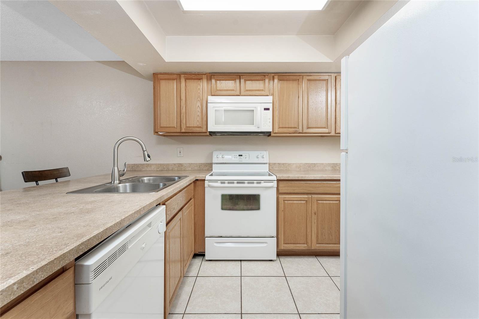 PERRY LANE - Residential Income