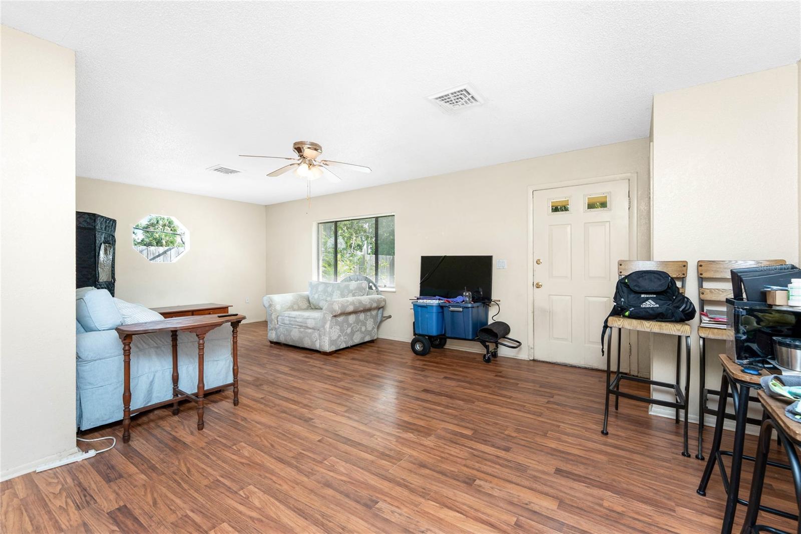 PERRY LANE - Residential Income