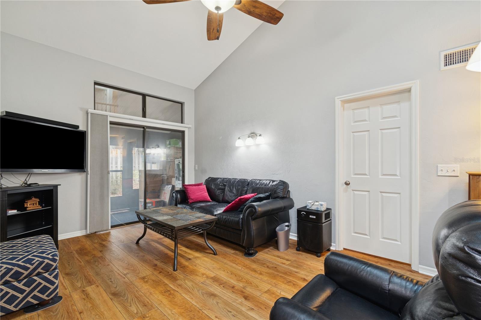 PEBBLE CREEK VILLAS - Residential