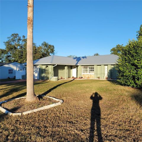 A home in SPRING HILL