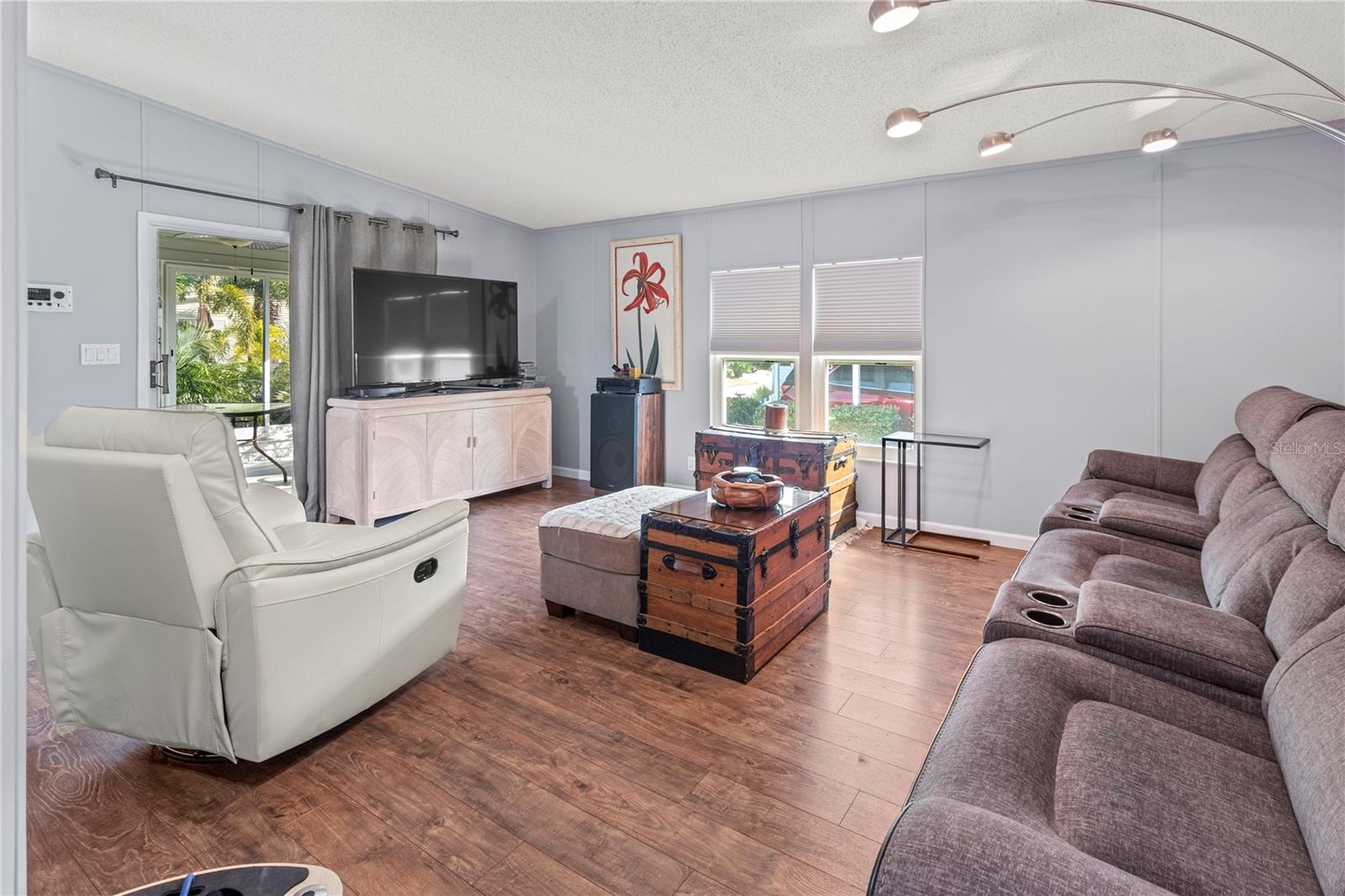 RIDGEWOOD OAKS PH IV - Residential