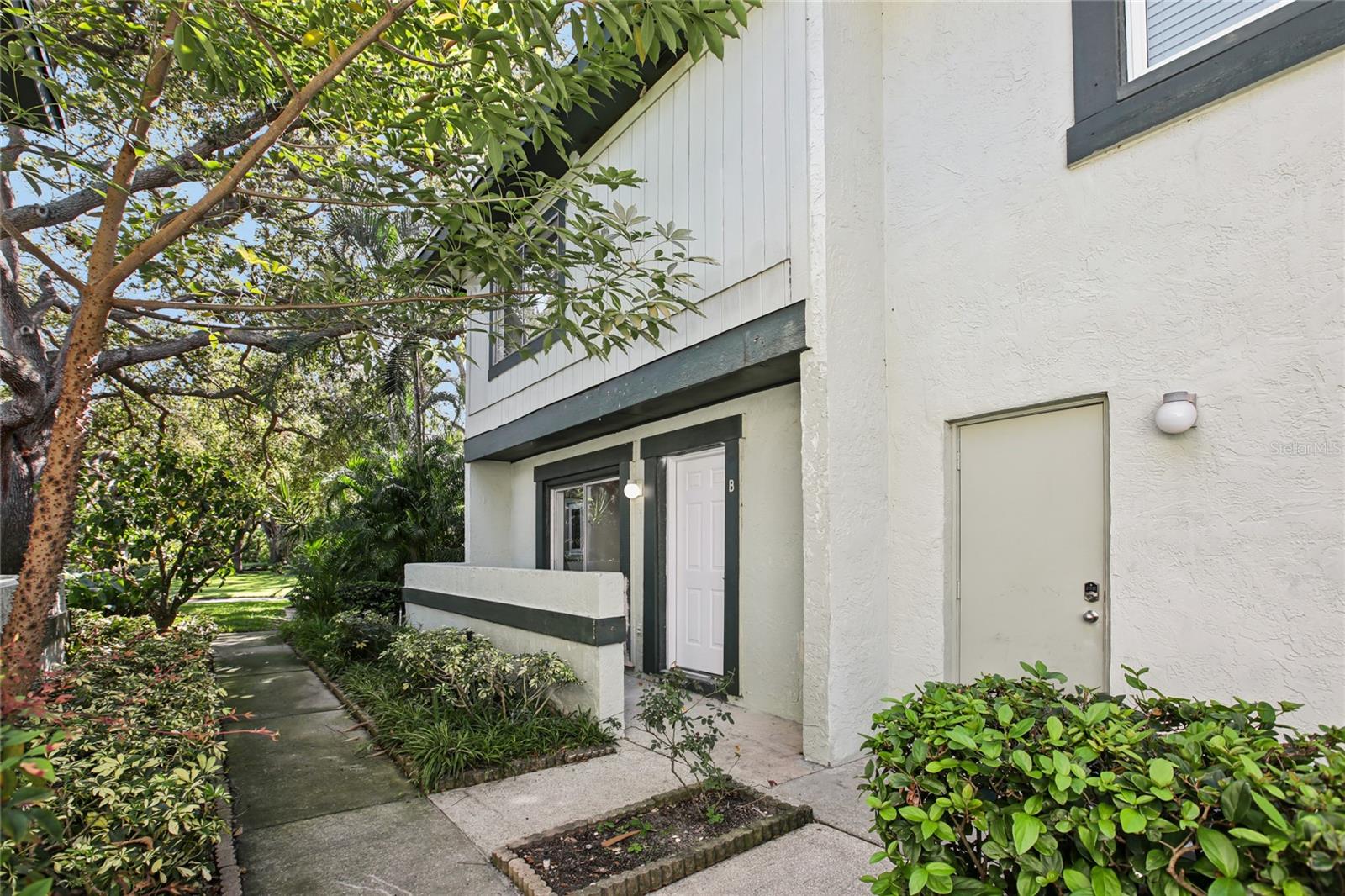 EASTWOOD SHORES 2 PH 2 - Residential Lease