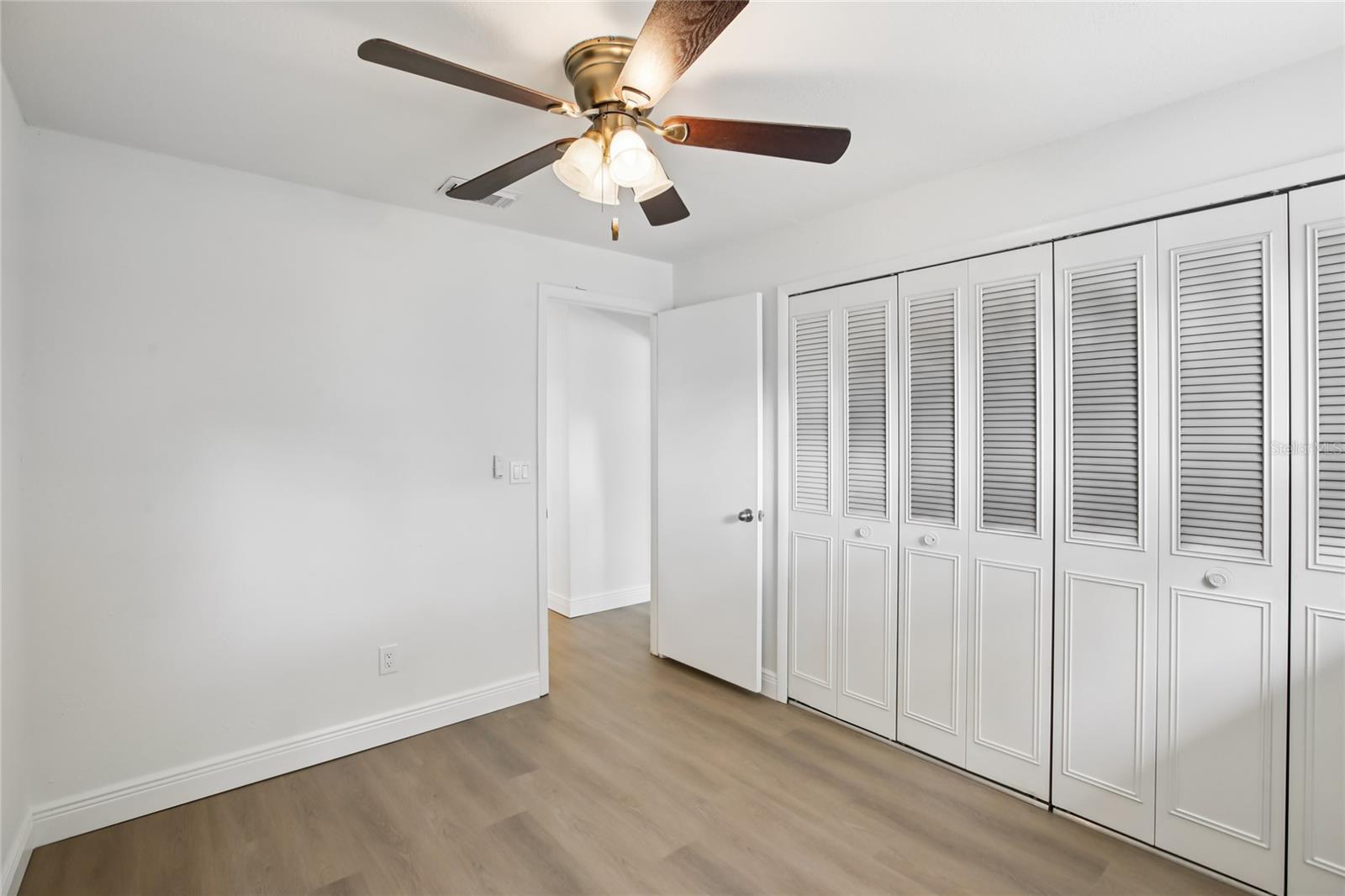 EASTWOOD SHORES 2 PH 2 - Residential Lease