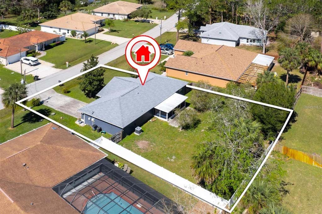 Photo of 17 Pinelark Lane, Palm Coast, FL 32164 (MLS # FC320489)