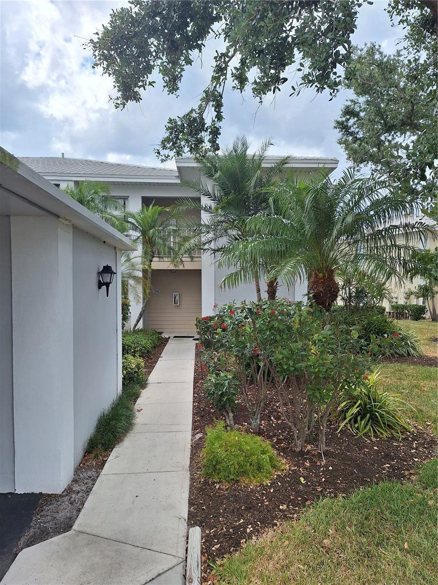 FARMINGTON VISTAS - Residential Lease