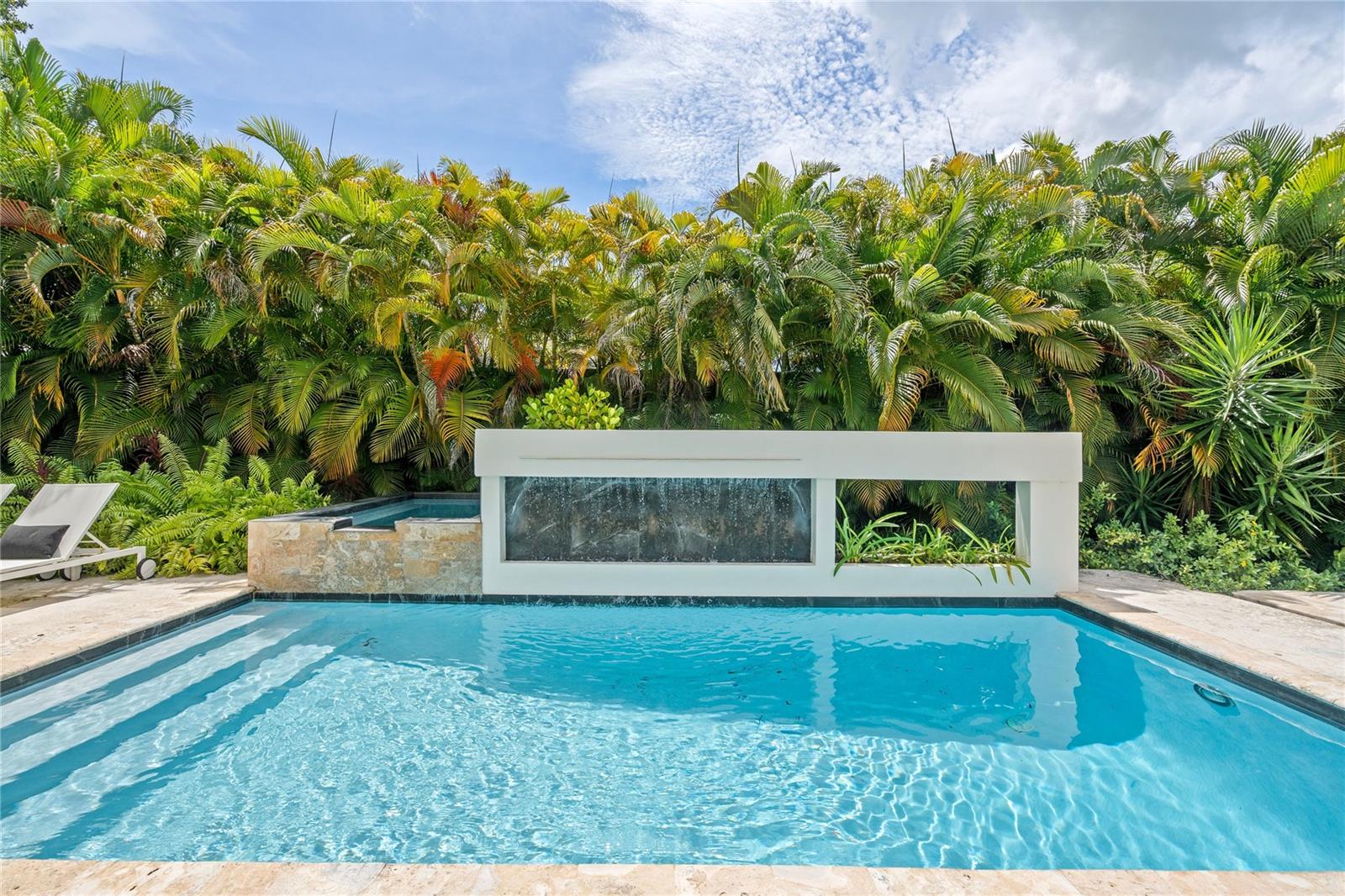 DORADO BEACH EAST - Residential