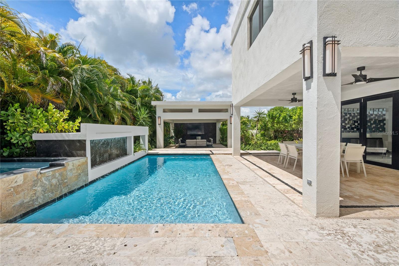 DORADO BEACH EAST - Residential