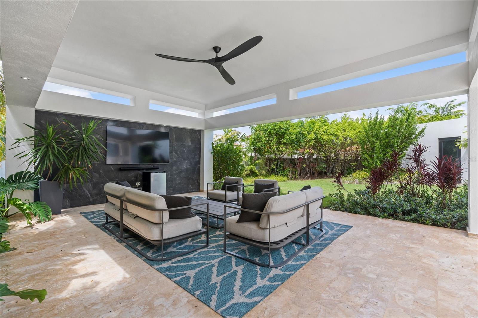 DORADO BEACH EAST - Residential