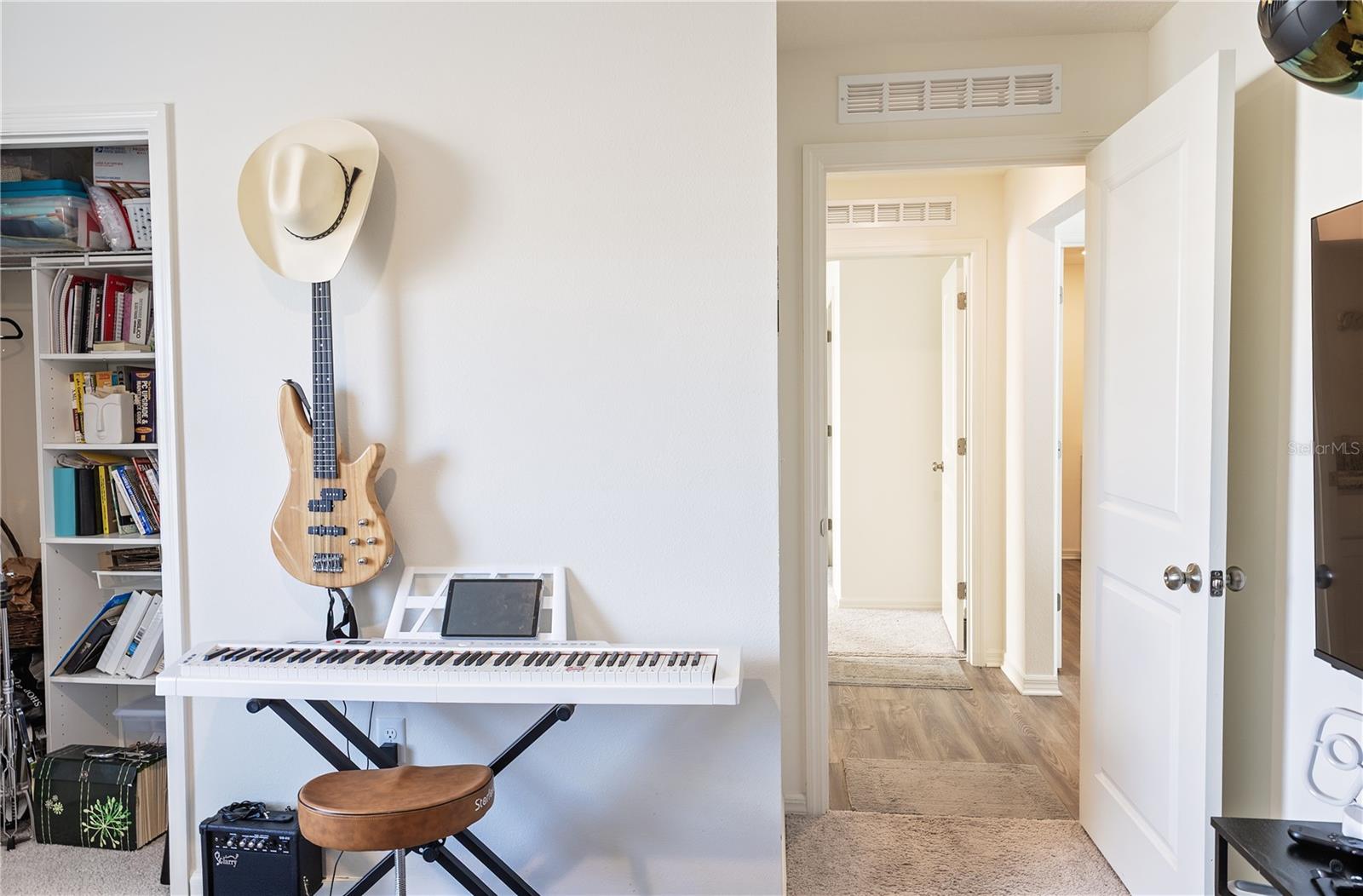 EAGLE HAMMOCK - Residential