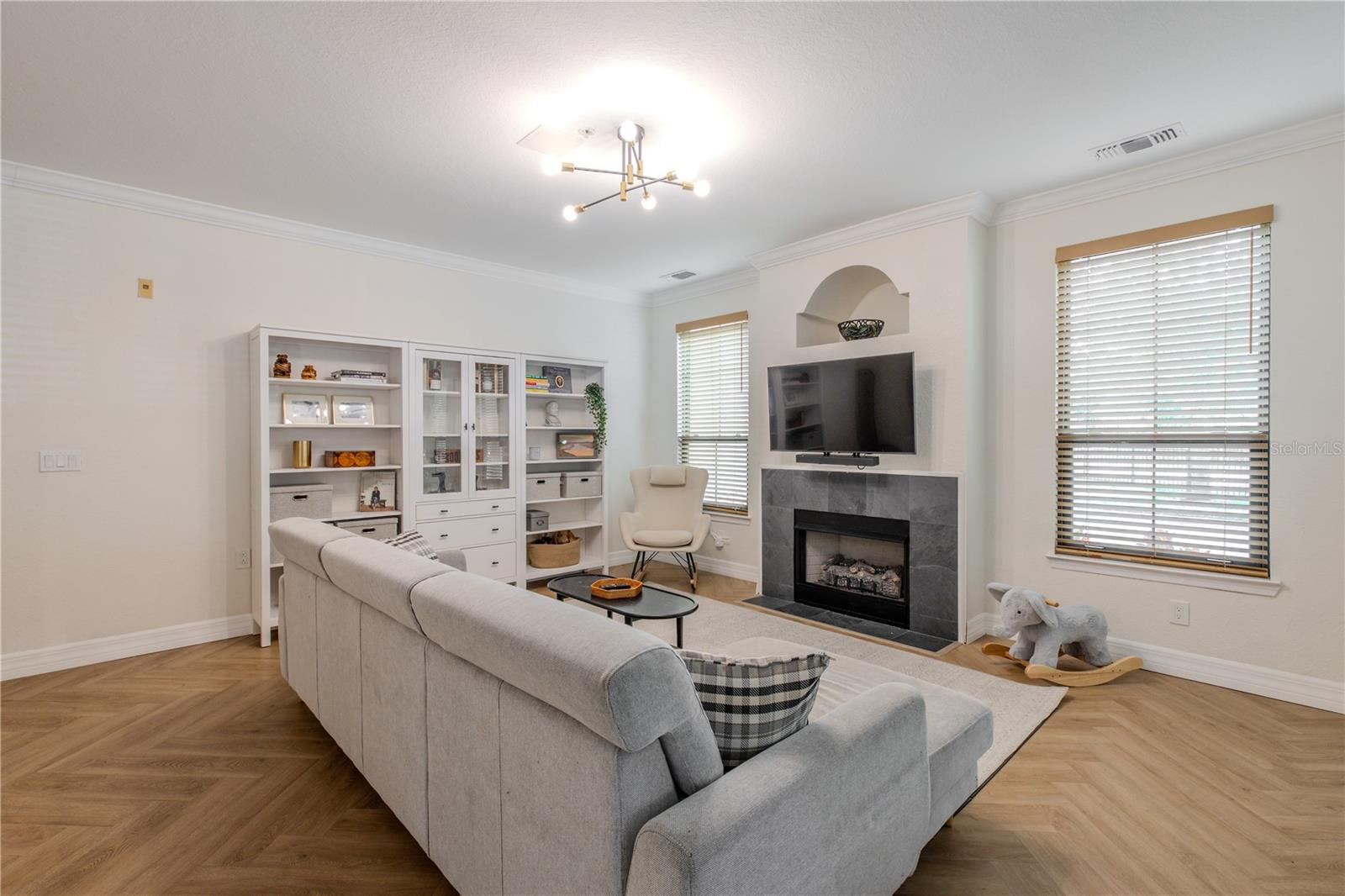 GRAND BELLAGIO AT BAYWATCH CONDO THE - Residential