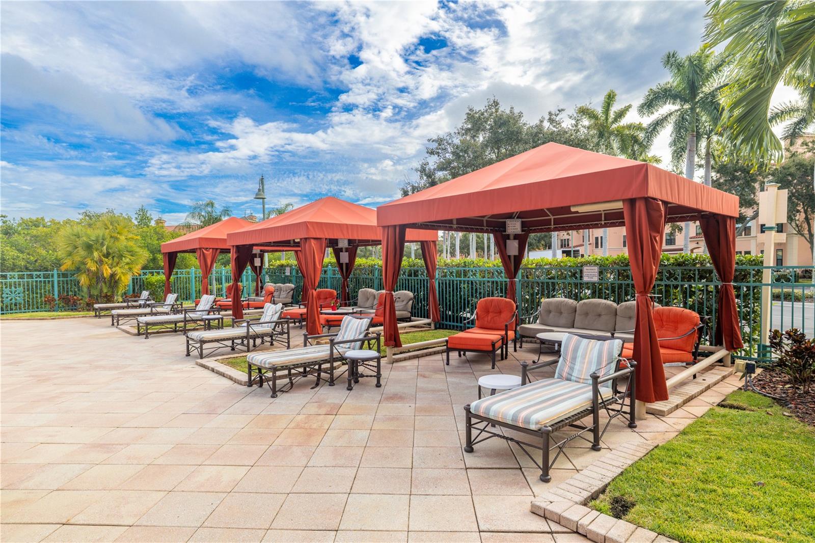 GRAND BELLAGIO AT BAYWATCH CONDO THE - Residential