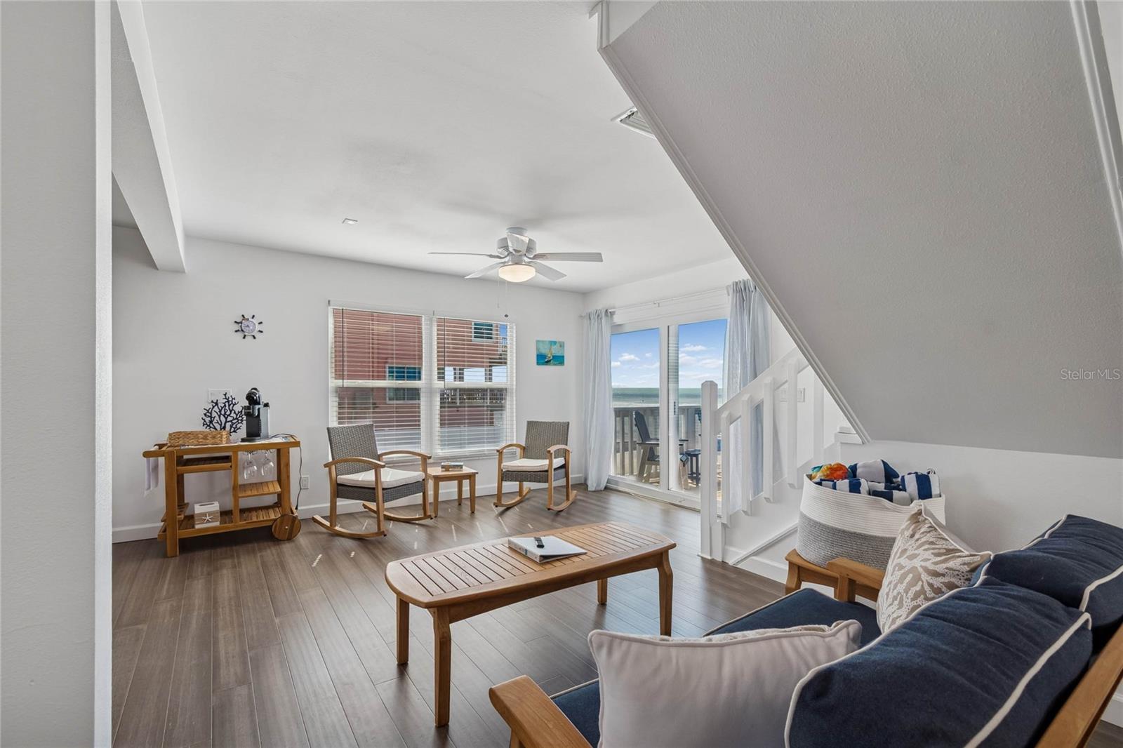 SUNSET BEACH - Residential Lease