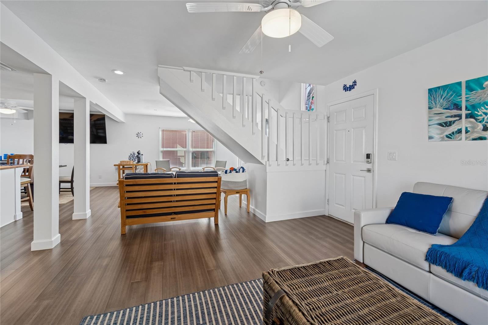 SUNSET BEACH - Residential Lease