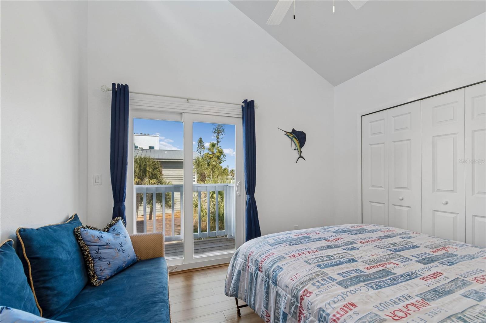 SUNSET BEACH - Residential Lease