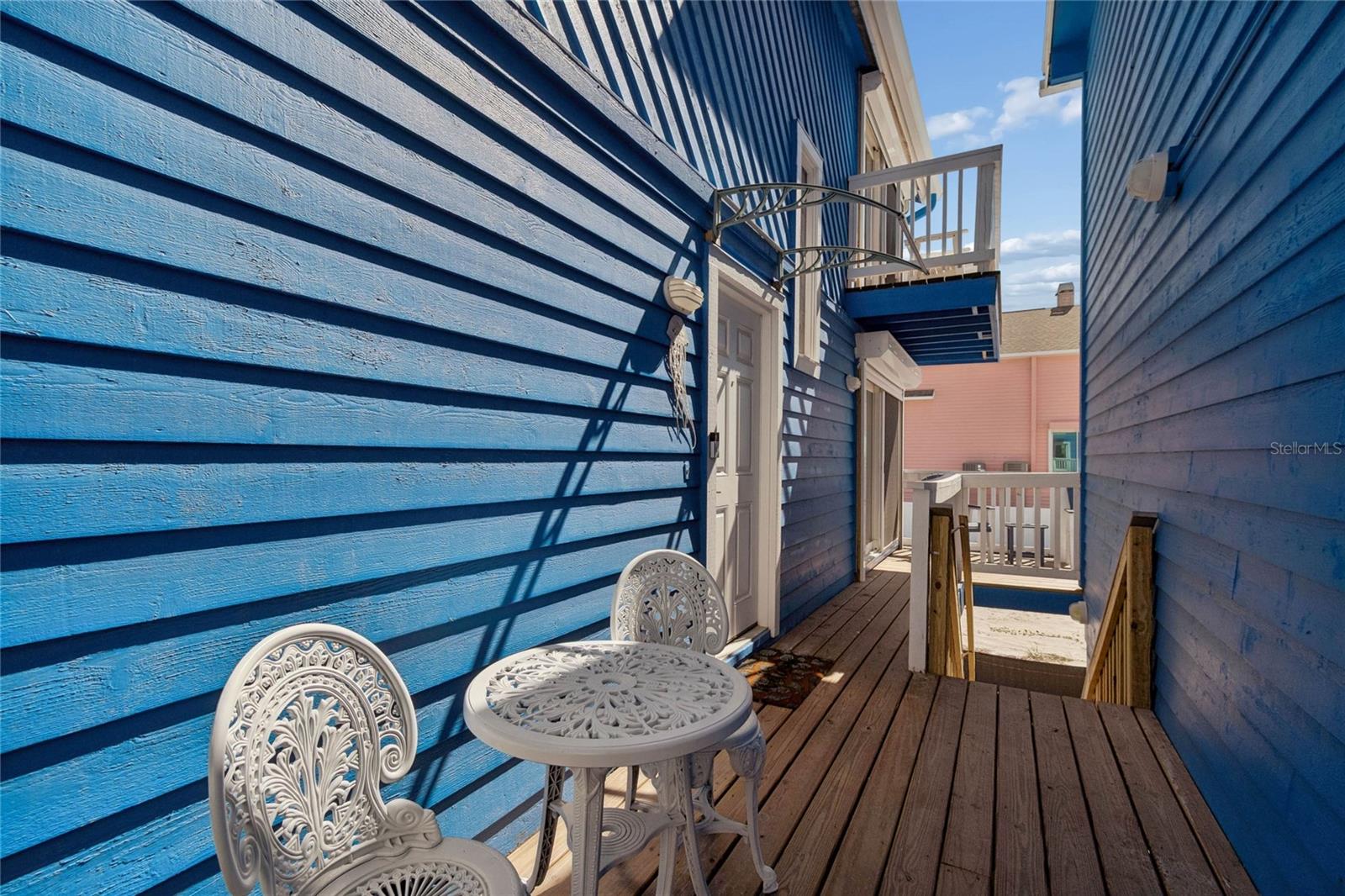 SUNSET BEACH - Residential Lease