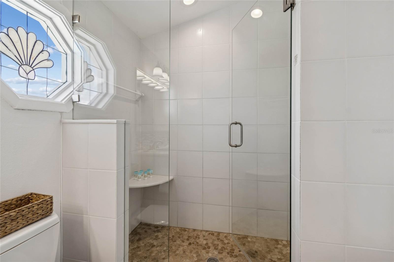 SUNSET BEACH - Residential Lease