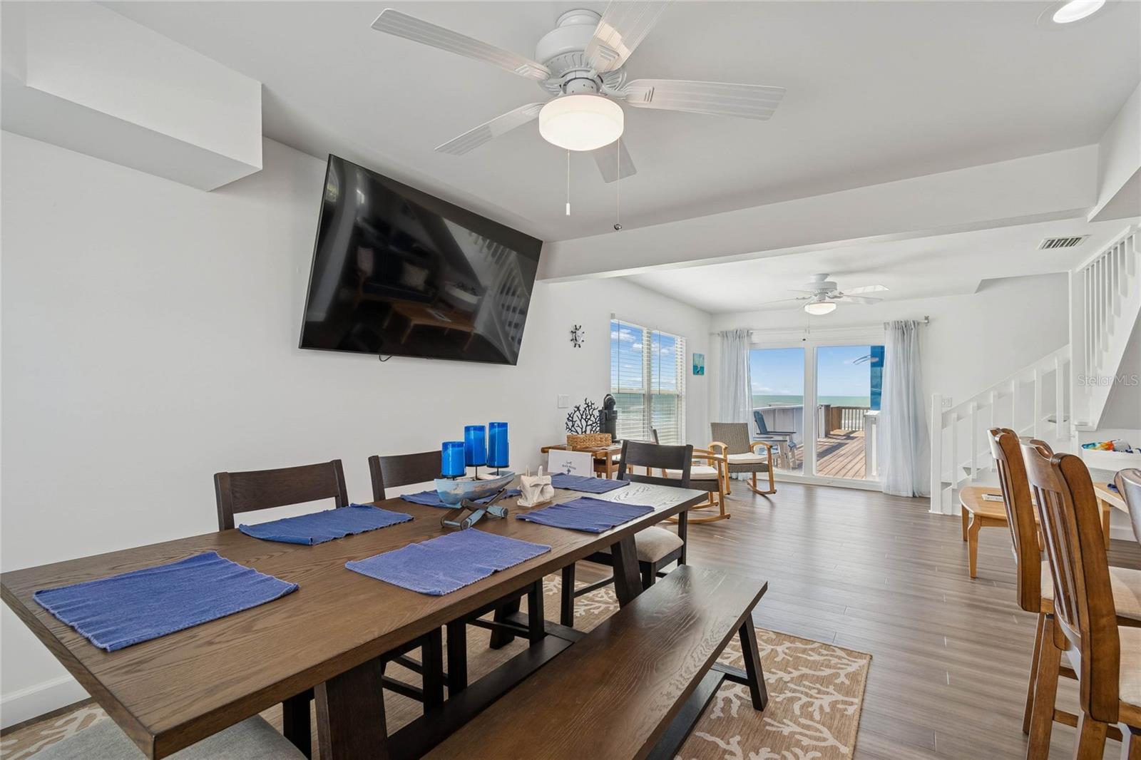 SUNSET BEACH - Residential Lease