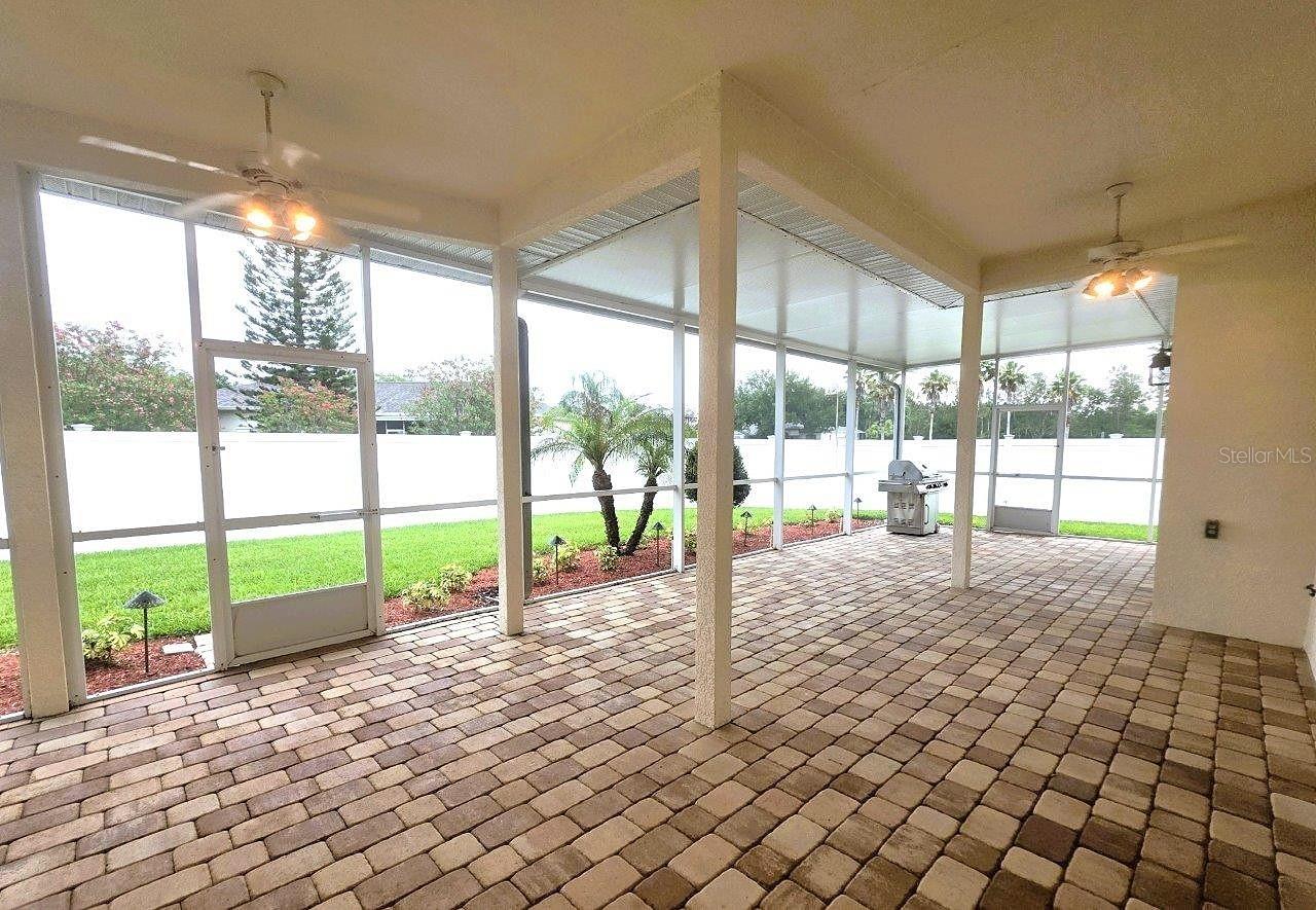 SILVER LAKES - Residential