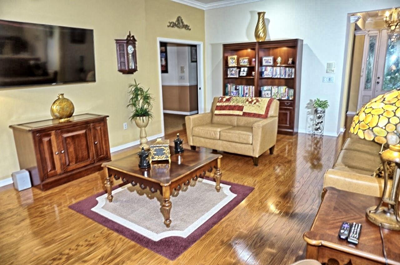 SILVER LAKES - Residential