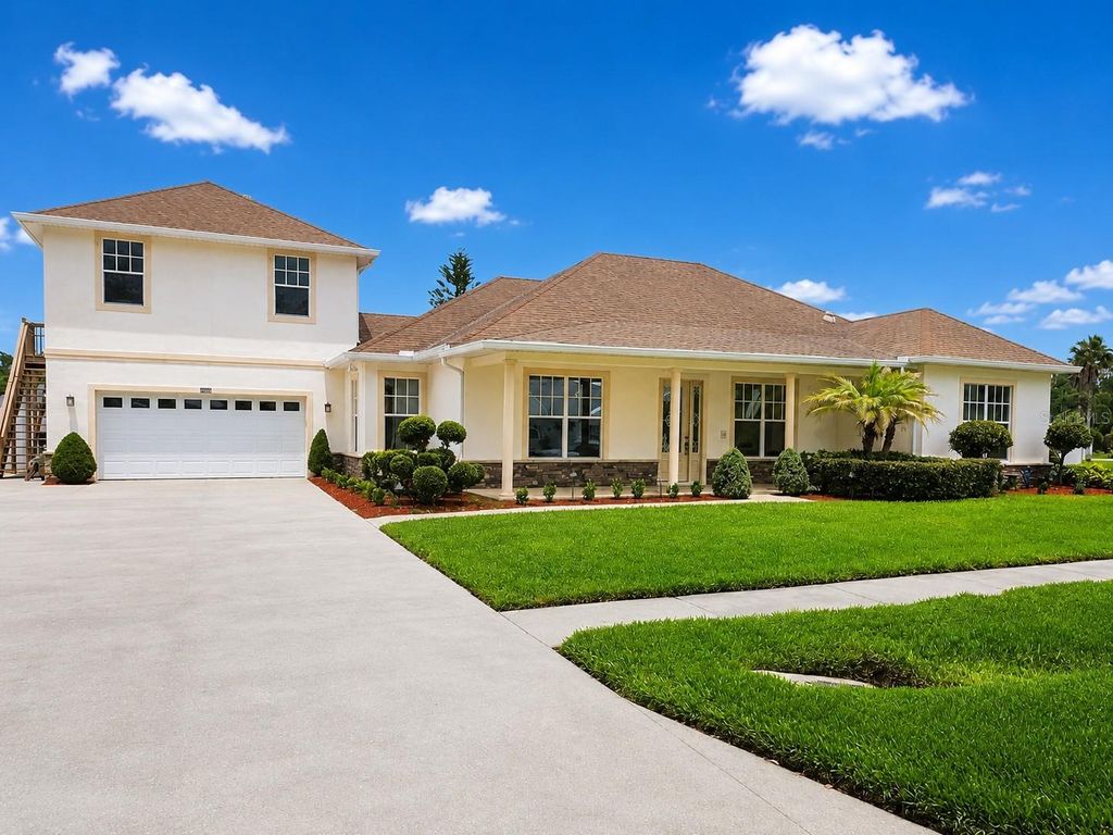 Photo of 6402 Barcellona Road, Land O Lakes, FL 34637 (MLS # W7885606)