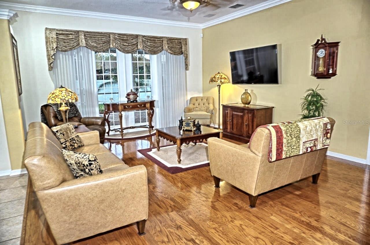 SILVER LAKES - Residential