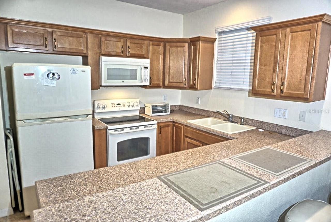 SILVER LAKES - Residential