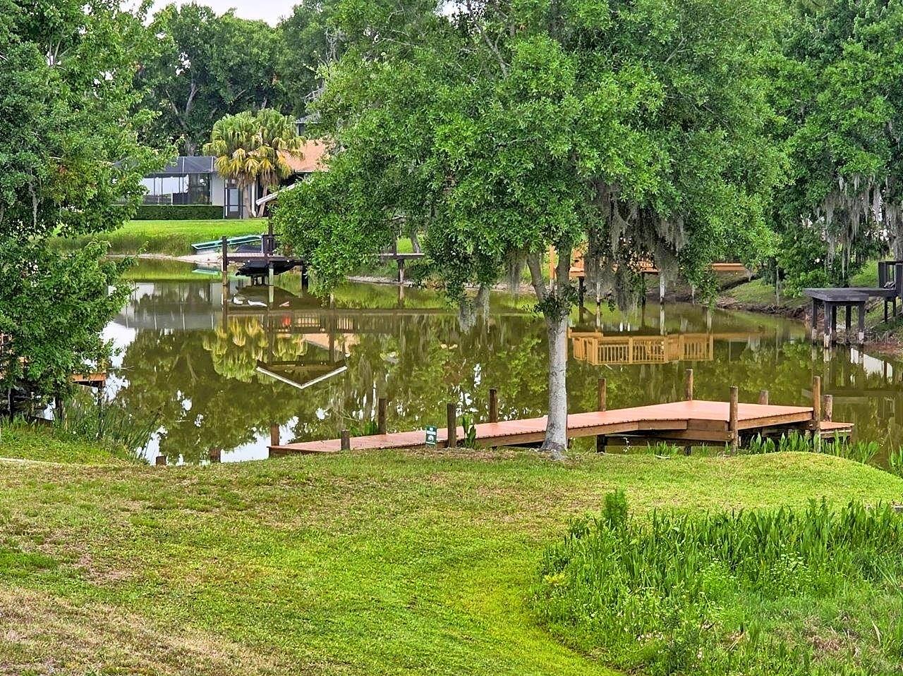 SILVER LAKES - Residential
