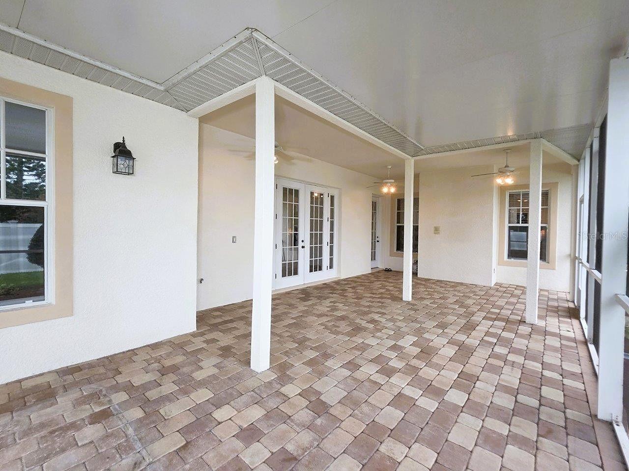 SILVER LAKES - Residential