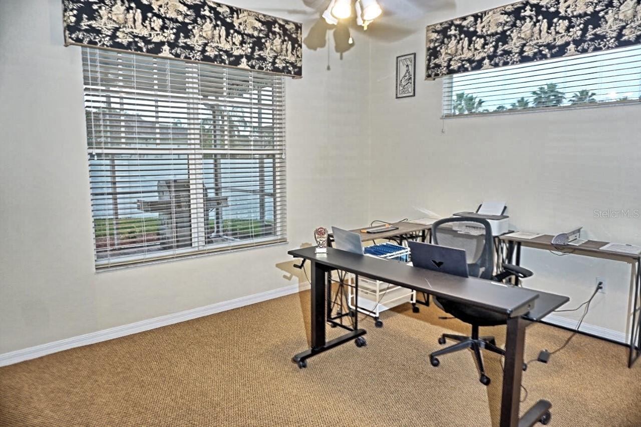 SILVER LAKES - Residential