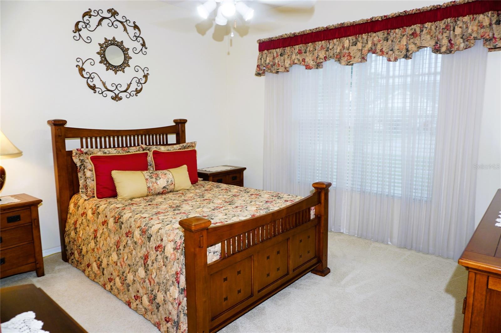 SILVER LAKES - Residential