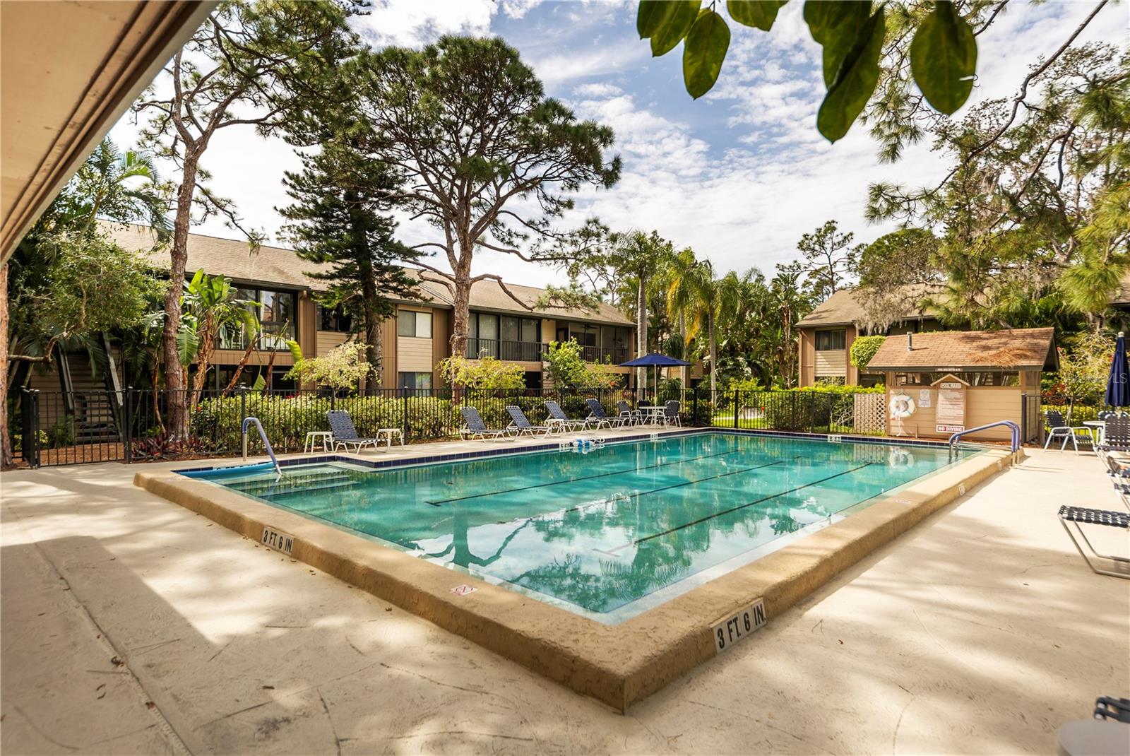 PELICAN COVE I - Residential