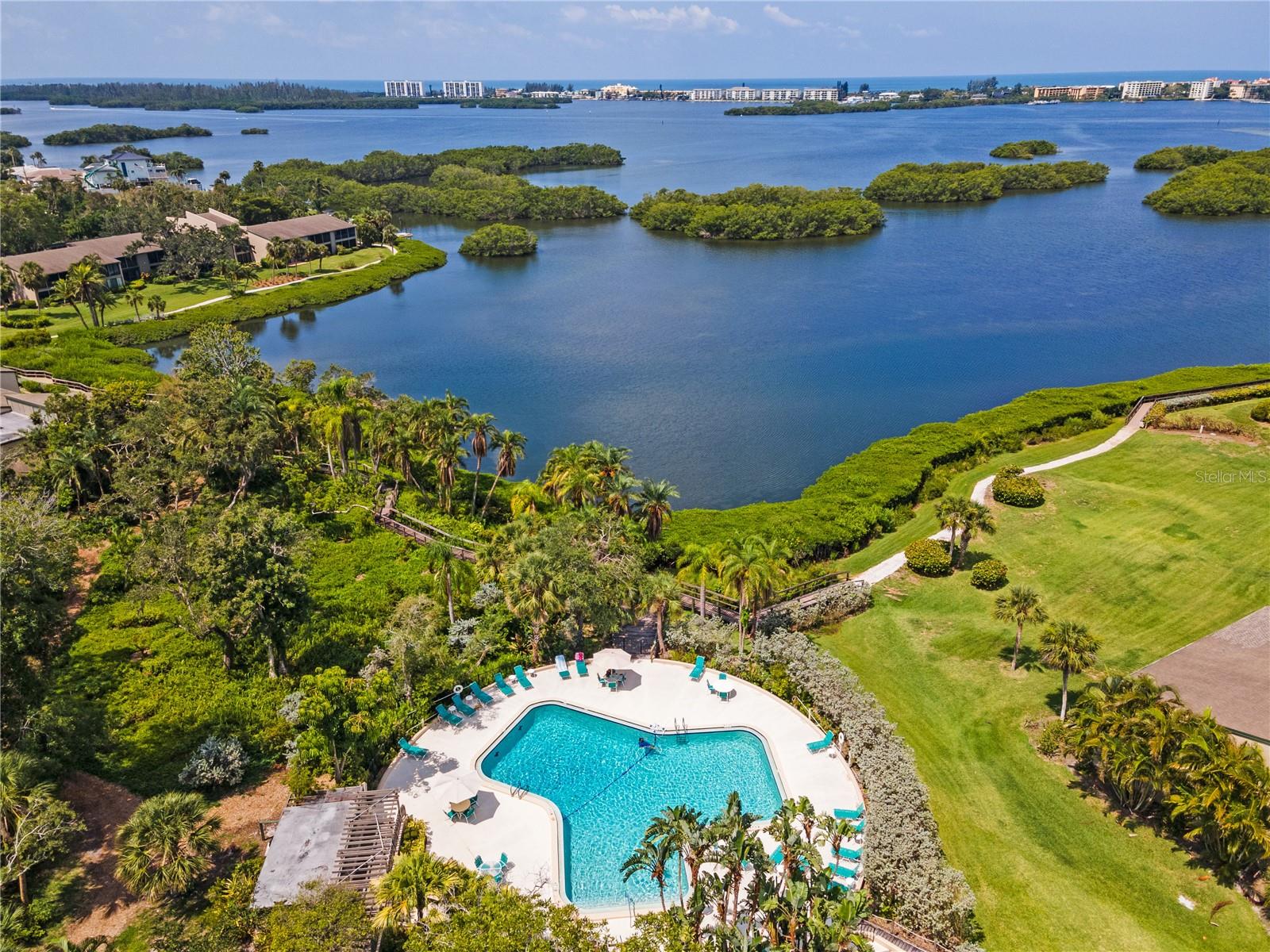 PELICAN COVE I - Residential