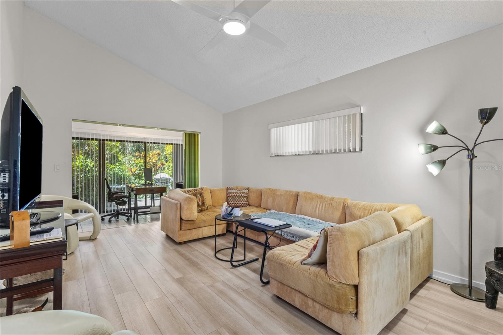 PELICAN COVE I - Residential