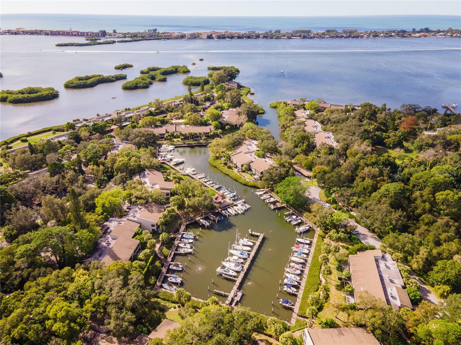 PELICAN COVE I - Residential
