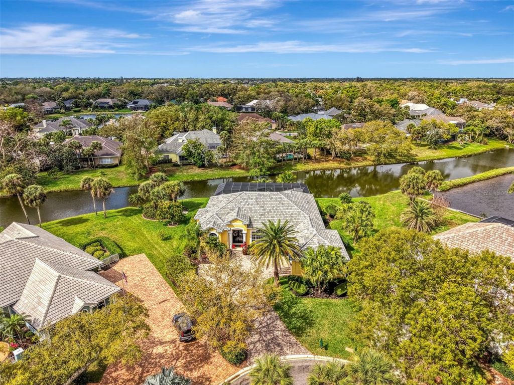 Photo of 18 Saint Croix Way, Englewood, FL 34223 (MLS # D6146567)