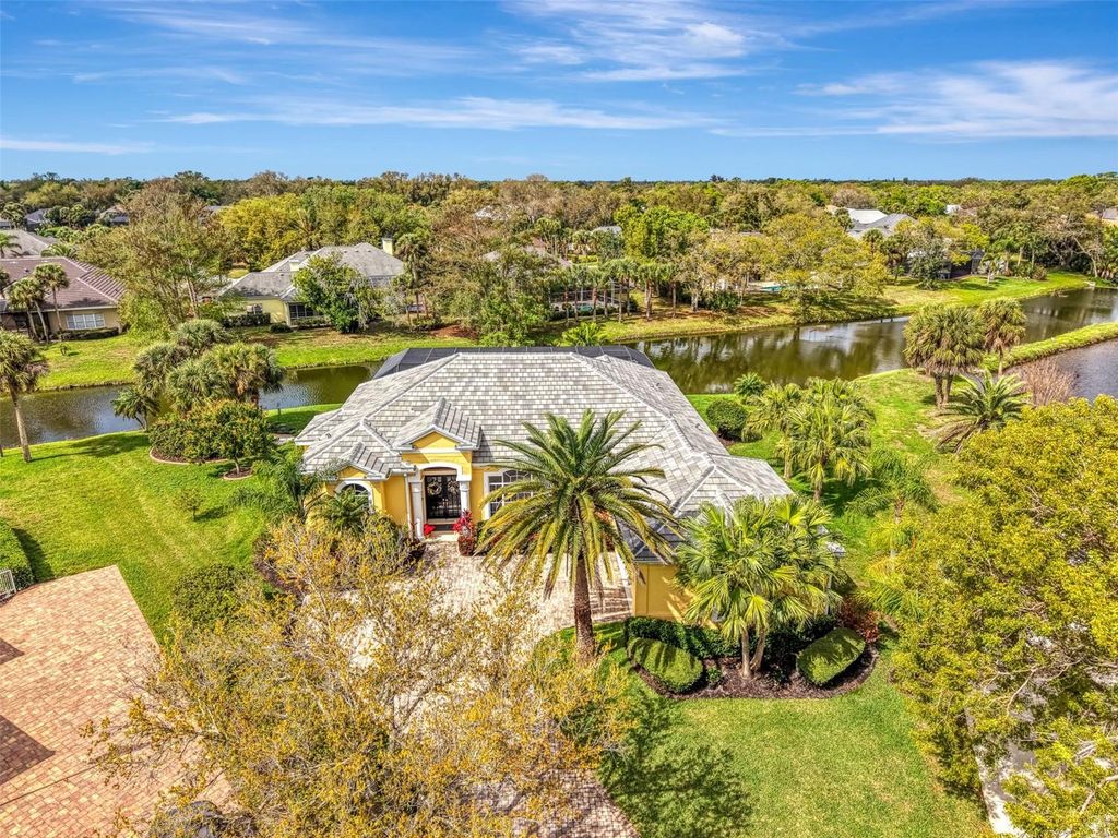 Photo of 18 Saint Croix Way, Englewood, FL 34223 (MLS # D6146567)