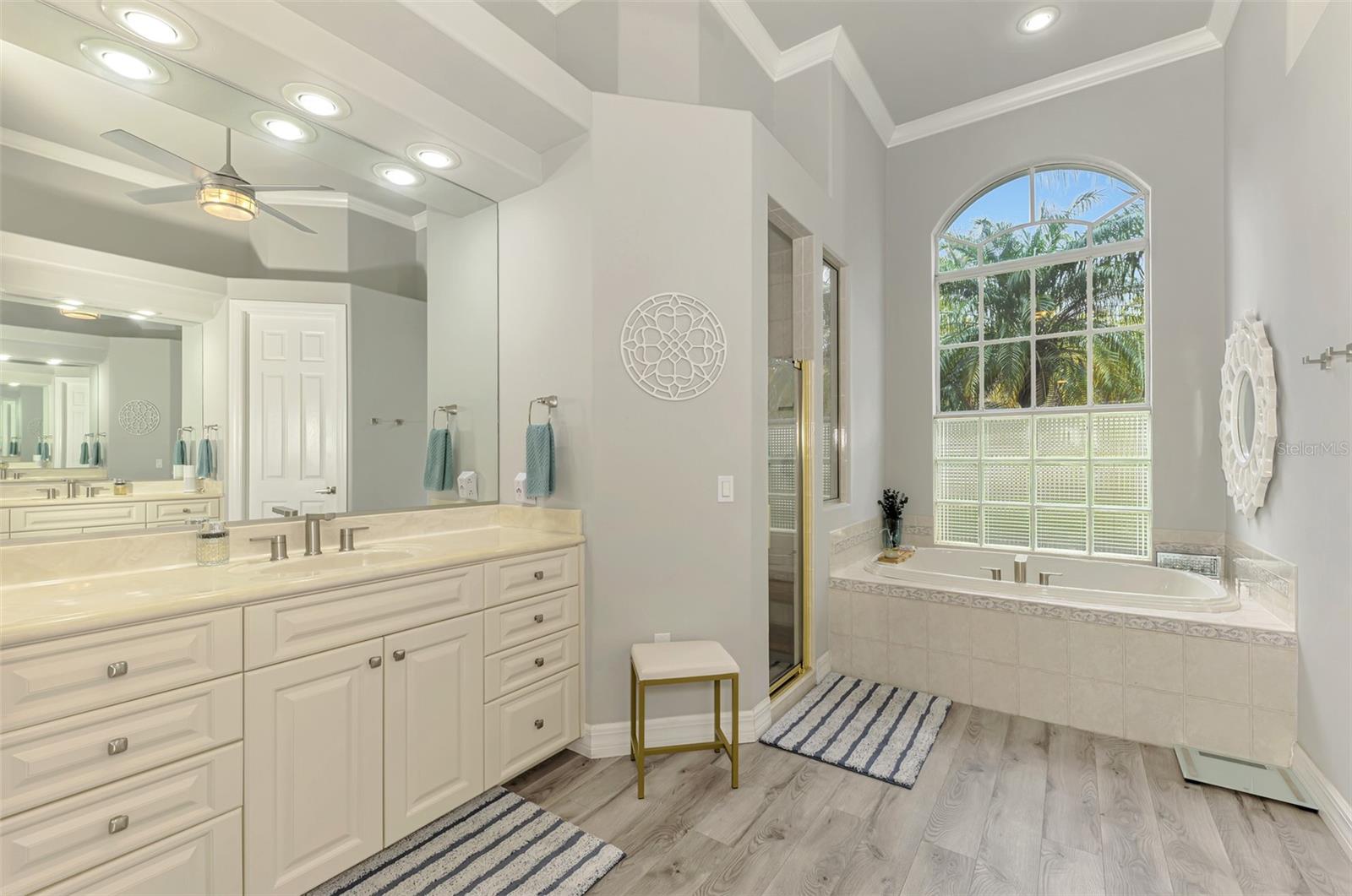 BOCA ROYALE - Residential