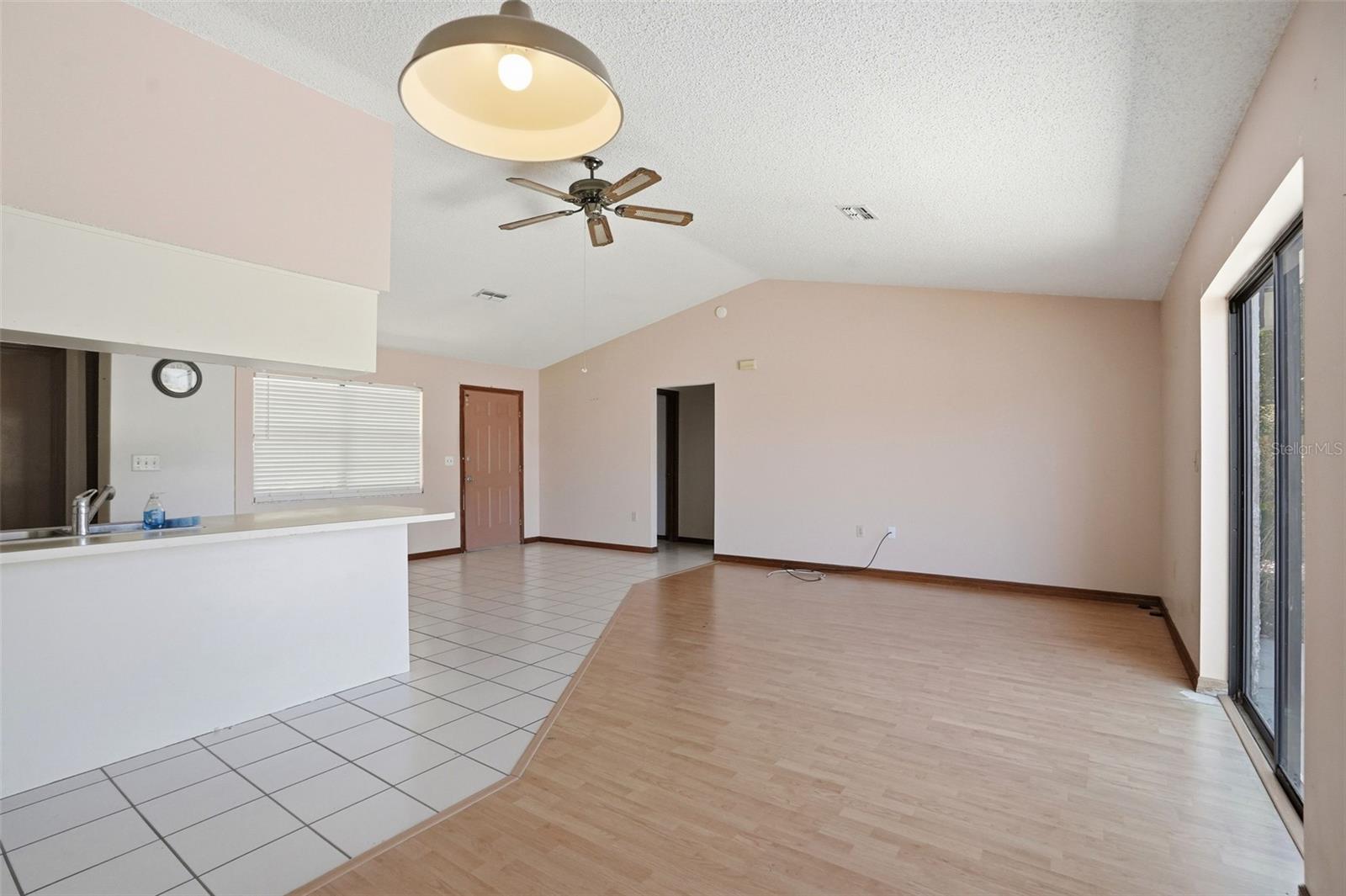 WEEKI WACHEE WOODLANDS - Residential