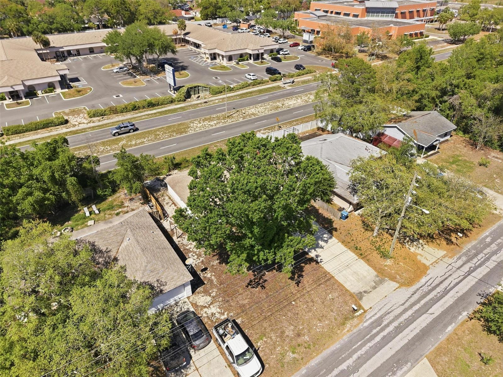 WEEKI WACHEE WOODLANDS - Residential