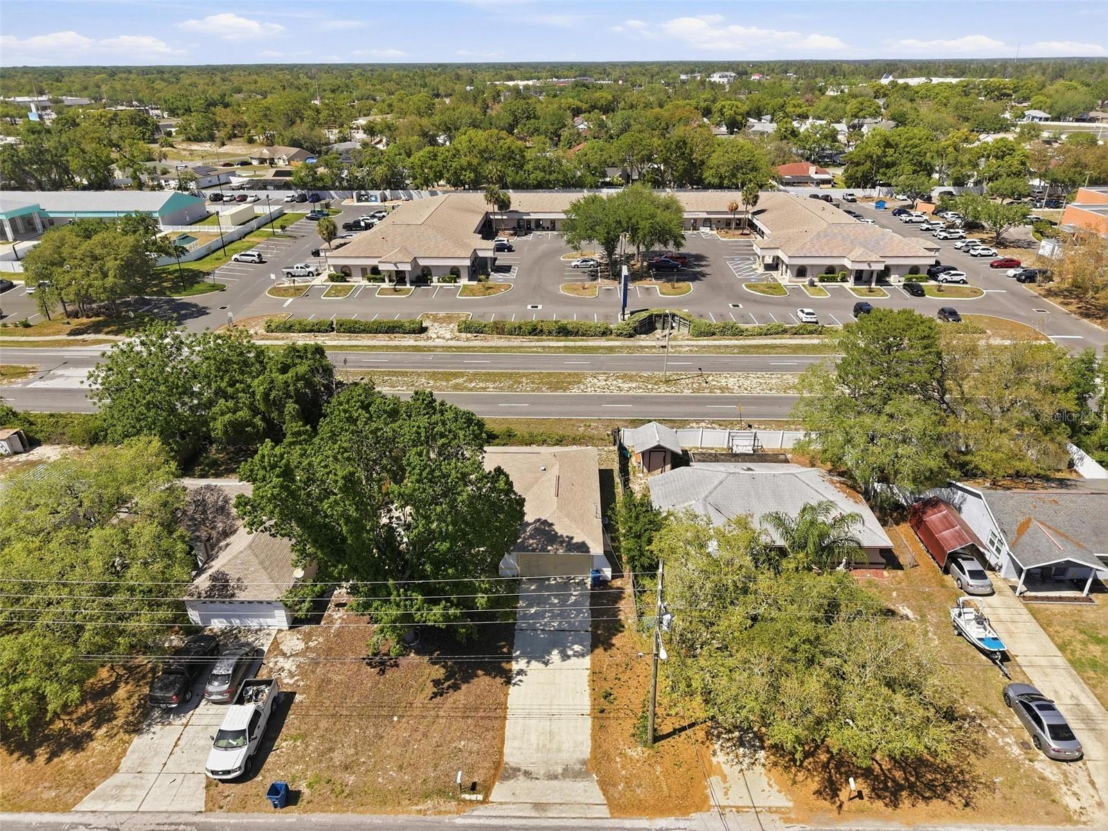 WEEKI WACHEE WOODLANDS - Residential