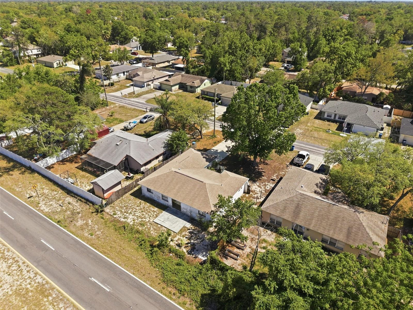 WEEKI WACHEE WOODLANDS - Residential