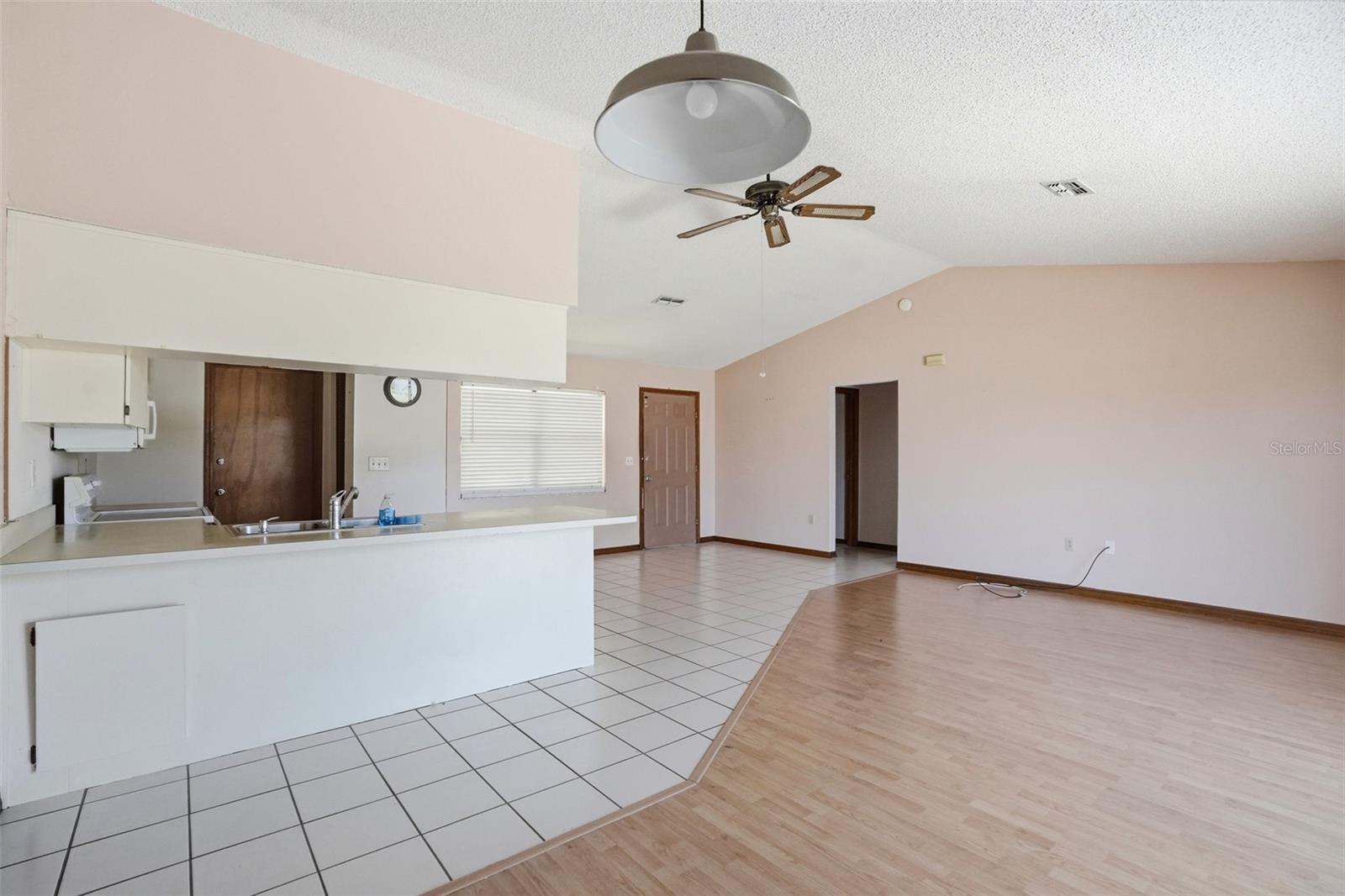 WEEKI WACHEE WOODLANDS - Residential