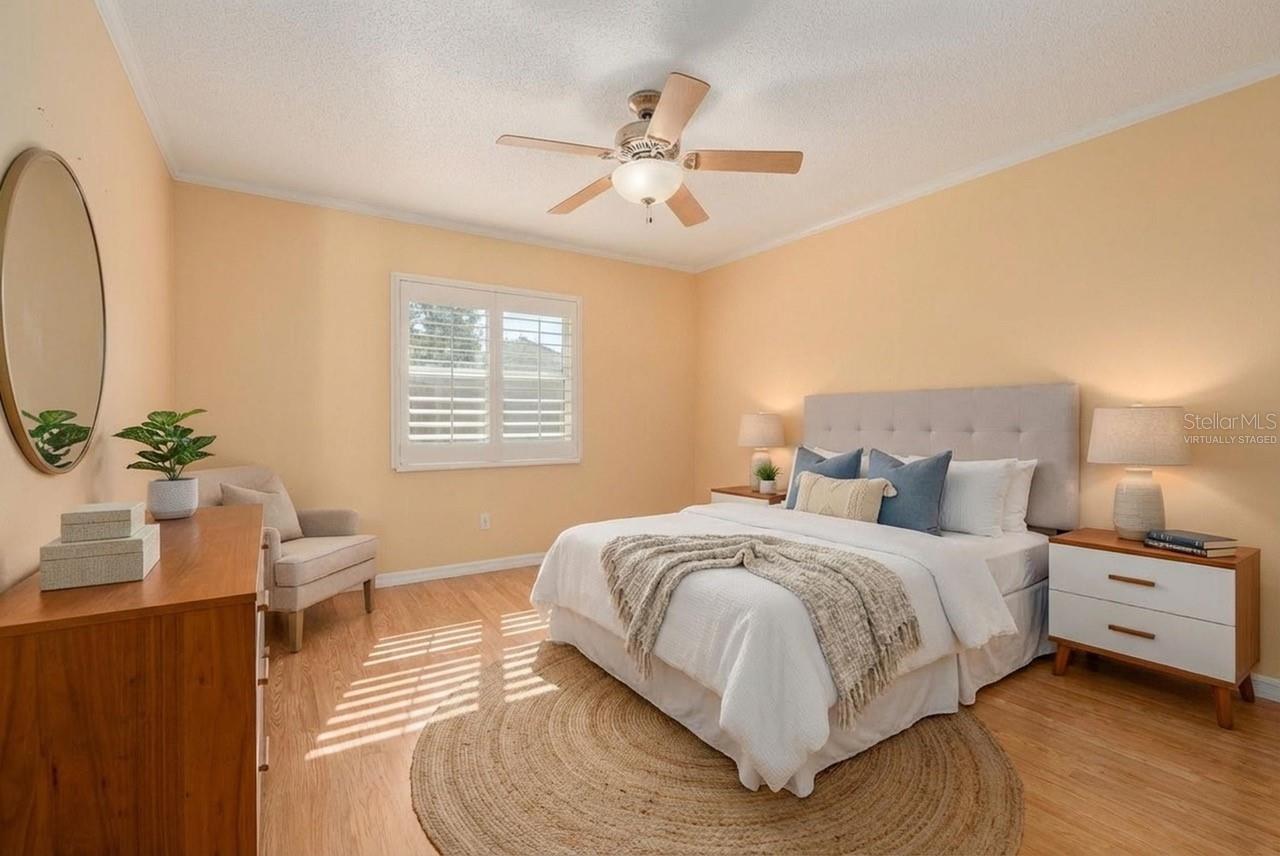 SCOTSDALE CLUSTER CONDO - Residential