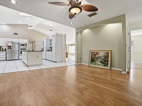 Tiny photo for 104 Peppertree Court, Yalaha, FL 34797 (MLS # G5110408)