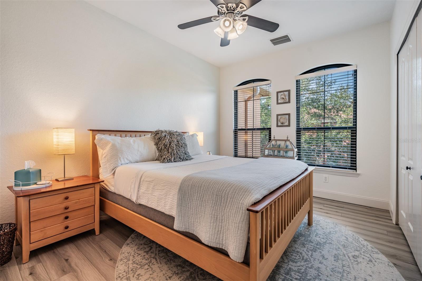 GRAND BELLAGIO AT BAYWATCH CONDO THE - Residential